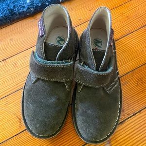 Boys Naturino dress shoes